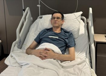 Özbek hasta, Türkiye’de yapılan karaciğer nakliyle hayata tutundu