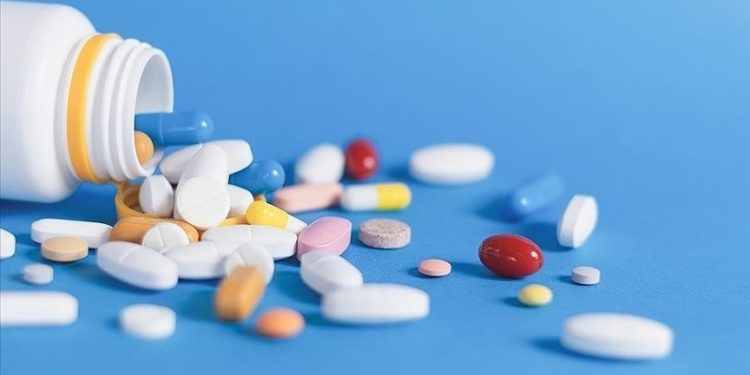 Antidepresan kullanmayı bırakan 6 kişiden birinde yoksunluk belirtileri görülüyor