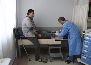 Ayağındaki 10 yıllık yara Kronik Yara Bakım Merkezinde iyileşti