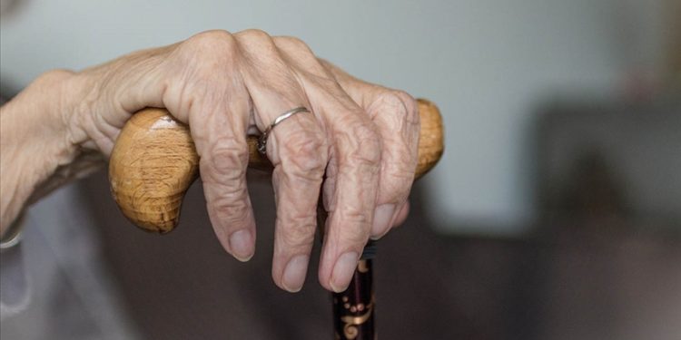 Araştırma: Yaşlılarda uzun süreli yalnızlık felç riskini artırabilir