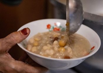 Vitamin, mineral ve bitkisel protein deposu: aşure