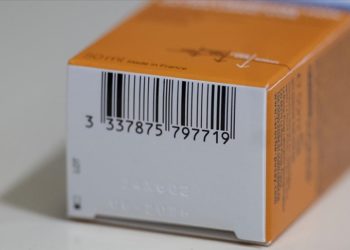 Eczacılardan “eczane” isimli alışveriş siteleri ve sahte ürünlere karşı uyarı