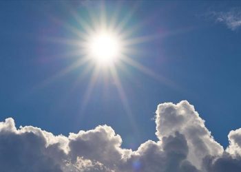 Hamilelere yazın öğle saatlerinde dışarı çıkmamaları uyarısı