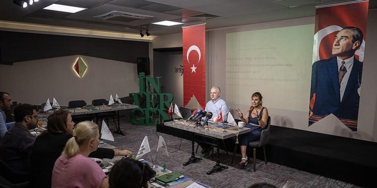 Uzmanlardan bebeklerde “topuk kanı” taramalarına ilişkin açıklama