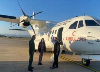 Hava Kuvvetlerine ait ambulans uçak organ nakli için havalandı
