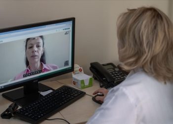 Kanser hastaları için “uzaktan görüntülü muayene” dönemi