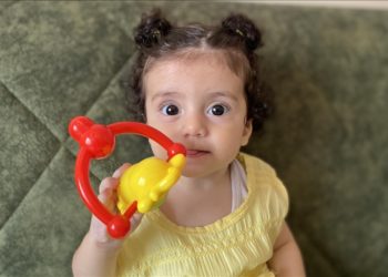 Mersin'de 9 aylık Ela'nın kalbindeki delik ameliyatsız anjiyo yöntemiyle kapatıldı