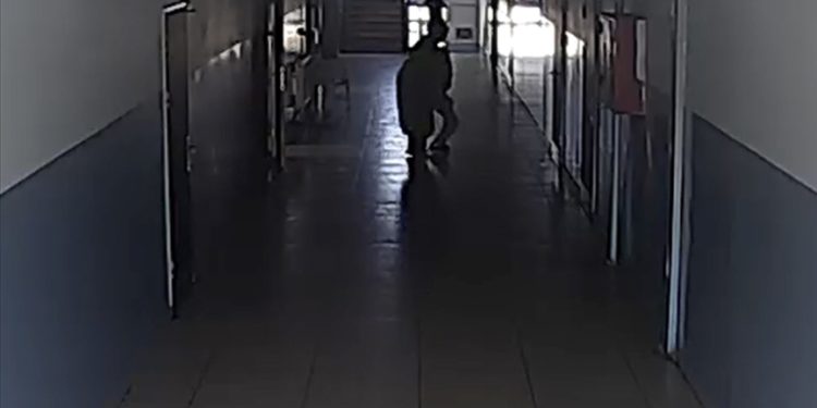 Elazığ'da nefes borusuna yiyecek kaçan öğrenciyi öğretmeni Heimlich manevrasıyla kurtardı