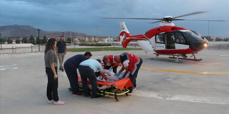 Ambulans helikopter İç Anadolu’daki acil hastaların imdadına yetişiyor