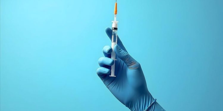 Dünya Sağlık Örgütü, M çiçeği virüsüne karşı ilk aşıya onay verdi