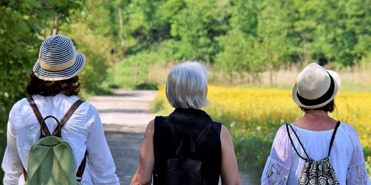 Erken menopoza giren kadınlarda otoimmün hastalık riski artıyor