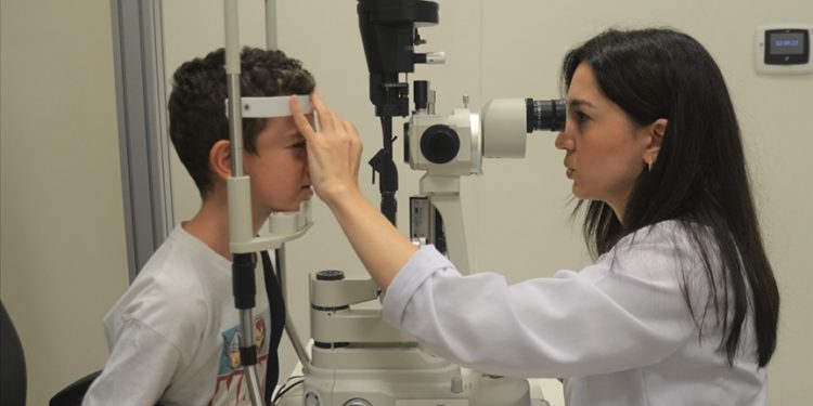 Göz sağlığı öğrencinin başarısına etki ediyor