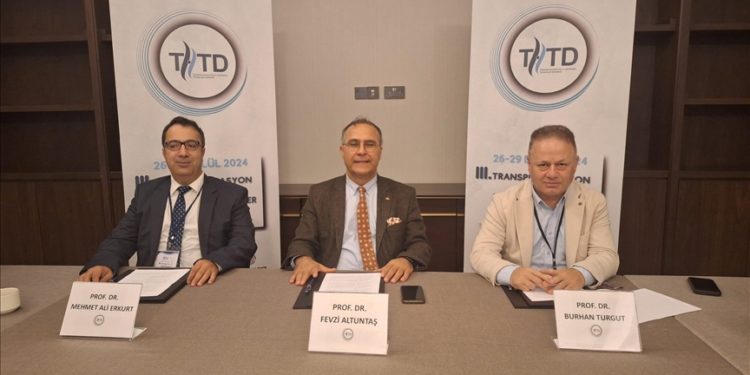 Lösemi ve lenfoma hastalarında “CAR-T hücre tedavisi” umut vaat ediyor