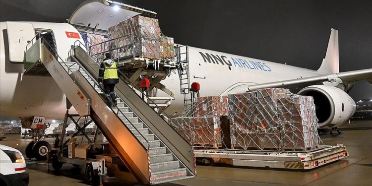 DSÖ’nün Suriye’de dağıtacağı 50 ton tıbbi malzeme Türkiye’ye ulaştı