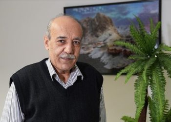 Sigaranın hayatından çaldığı sağlığına “uyanık akciğer kanseri ameliyatı”yla kavuştu