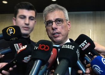 Bakan Memişoğlu: Suriye Sağlık Bakanına telefon görüşmemizde her türlü desteğimizi, yardım edeceğimizi ilettik