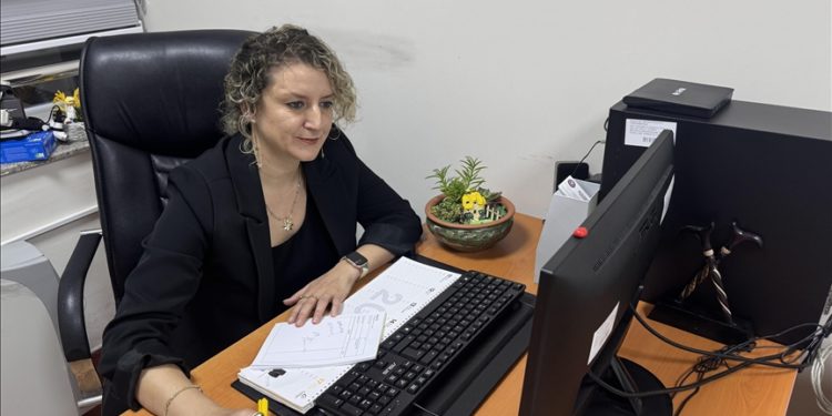 Uzun süren kasılmalar yaşayan hastalara "nöroloğa başvurun" uyarısı