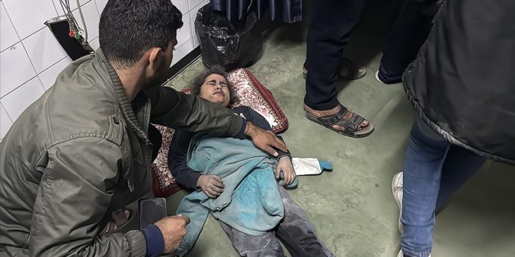 DSÖ, İsrail’in kuşattığı Gazze’nin kuzeyindeki sağlık şartlarının “kriz halinin ötesinde” olduğunu bildirdi