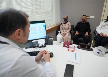 Çapraz nakil 3 böbrek hastasına yeni yıl müjdesi oldu